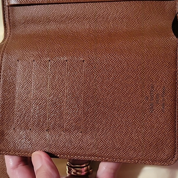 LV MONO Short Zippy Wallet with card case - Picture 9 of 17